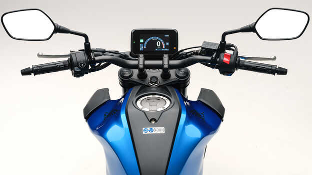 CB125R - Image 3
